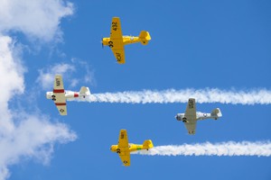 T-6 Texans in tight formation
