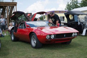 Rare De Tomaso Mangusta